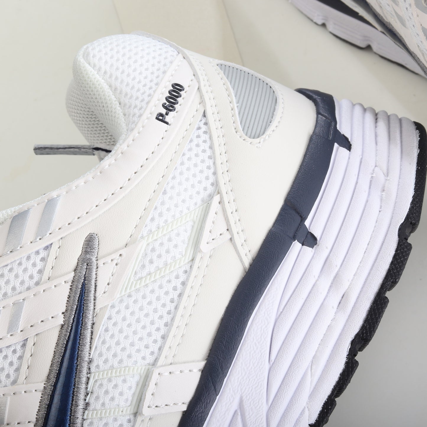 Zapatillas Nike P-6000