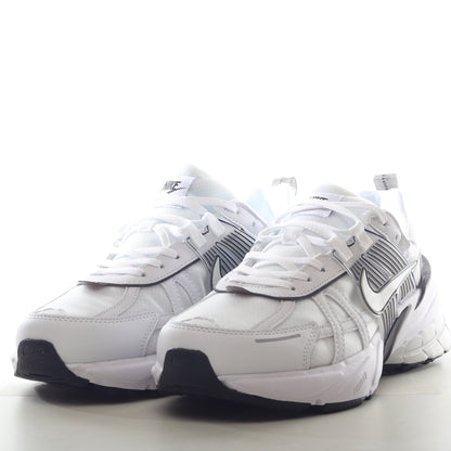 Zapatillas Nike V2K Runtekk Run