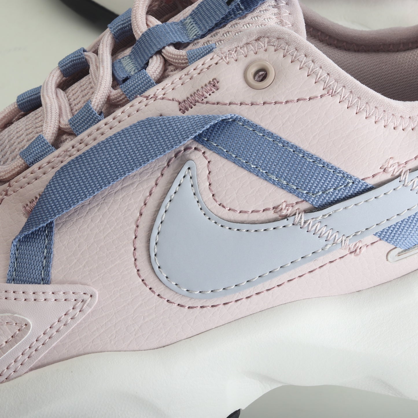 Zapatillas Nike TC 7900 Lx  (Mujer/Niña)