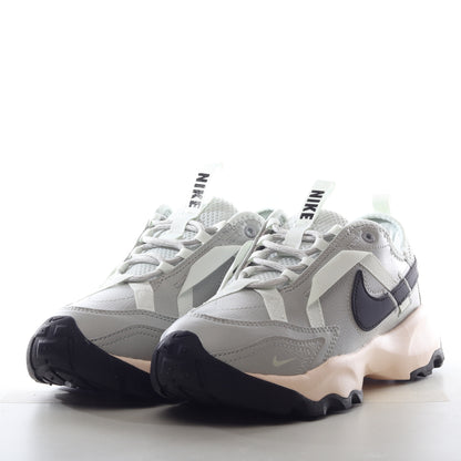 Zapatillas Nike TC 7900 Lx  (Mujer/Niña)