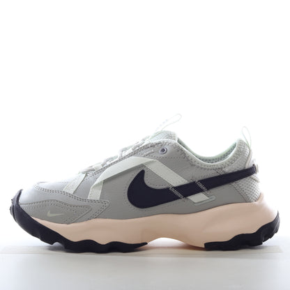 Zapatillas Nike TC 7900 Lx  (Mujer/Niña)