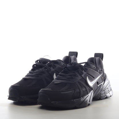 Zapatillas Nike V2K Runtekk Run