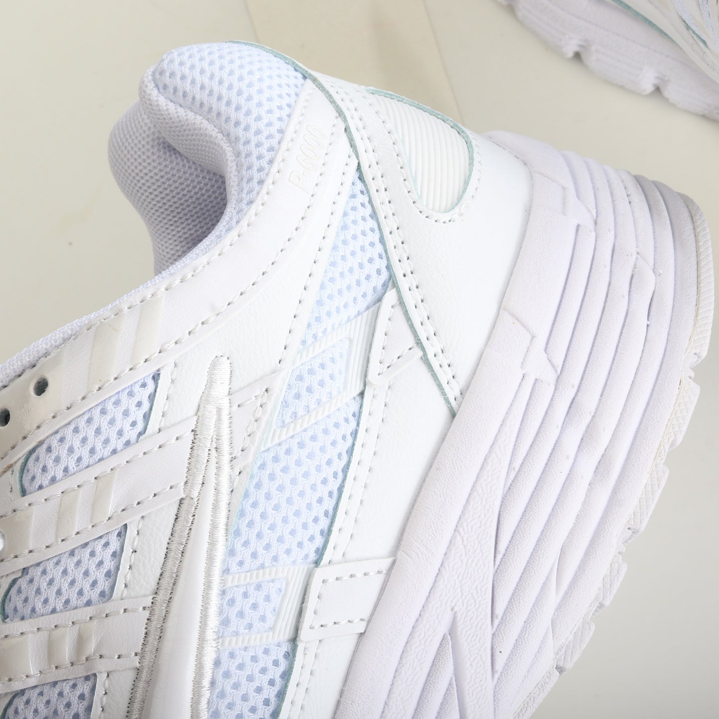 Zapatillas Nike P-6000